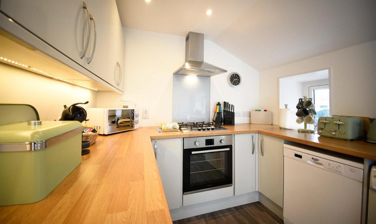 Tigh Beag Na Mara Apartment Roag Exterior photo